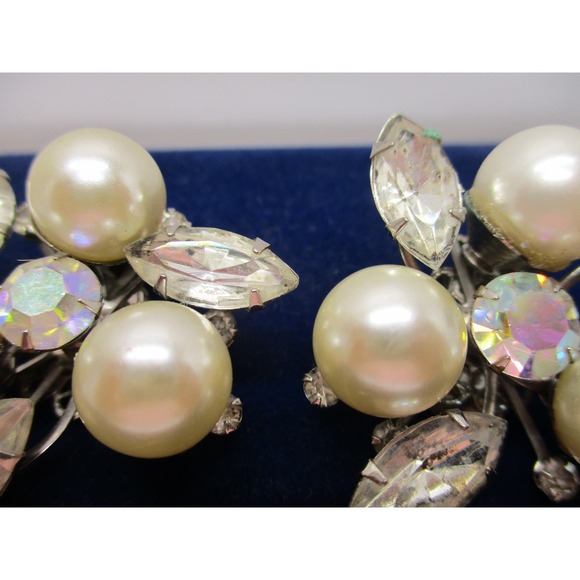 Vintage Judy Lee Silver AB Rhinestone Pearl Flower Spray Clip on Earrings - Picture 4 of 10